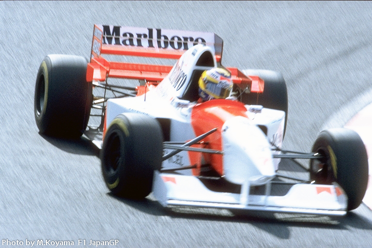 1995 F1 Japan GP　　Marlboro McLaren Mercedes Mark Blundell Hairpin Curve